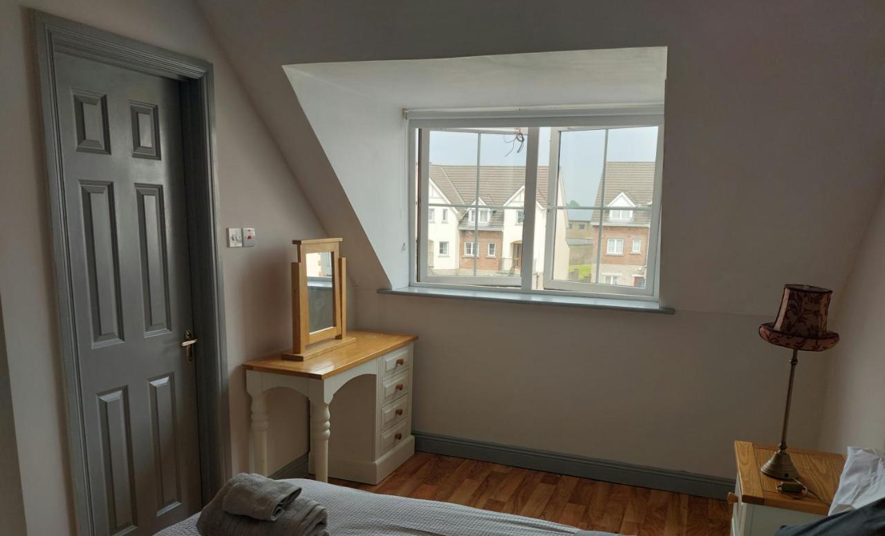Apartmán Cathedral Court Ennis Exteriér fotografie
